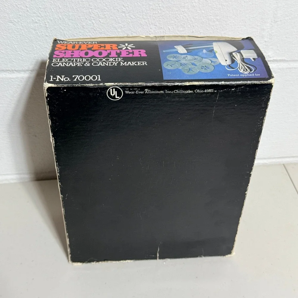 Vintage Wear-Ever Super Shooter Electric Cookie Press Canape Candy Maker 70001